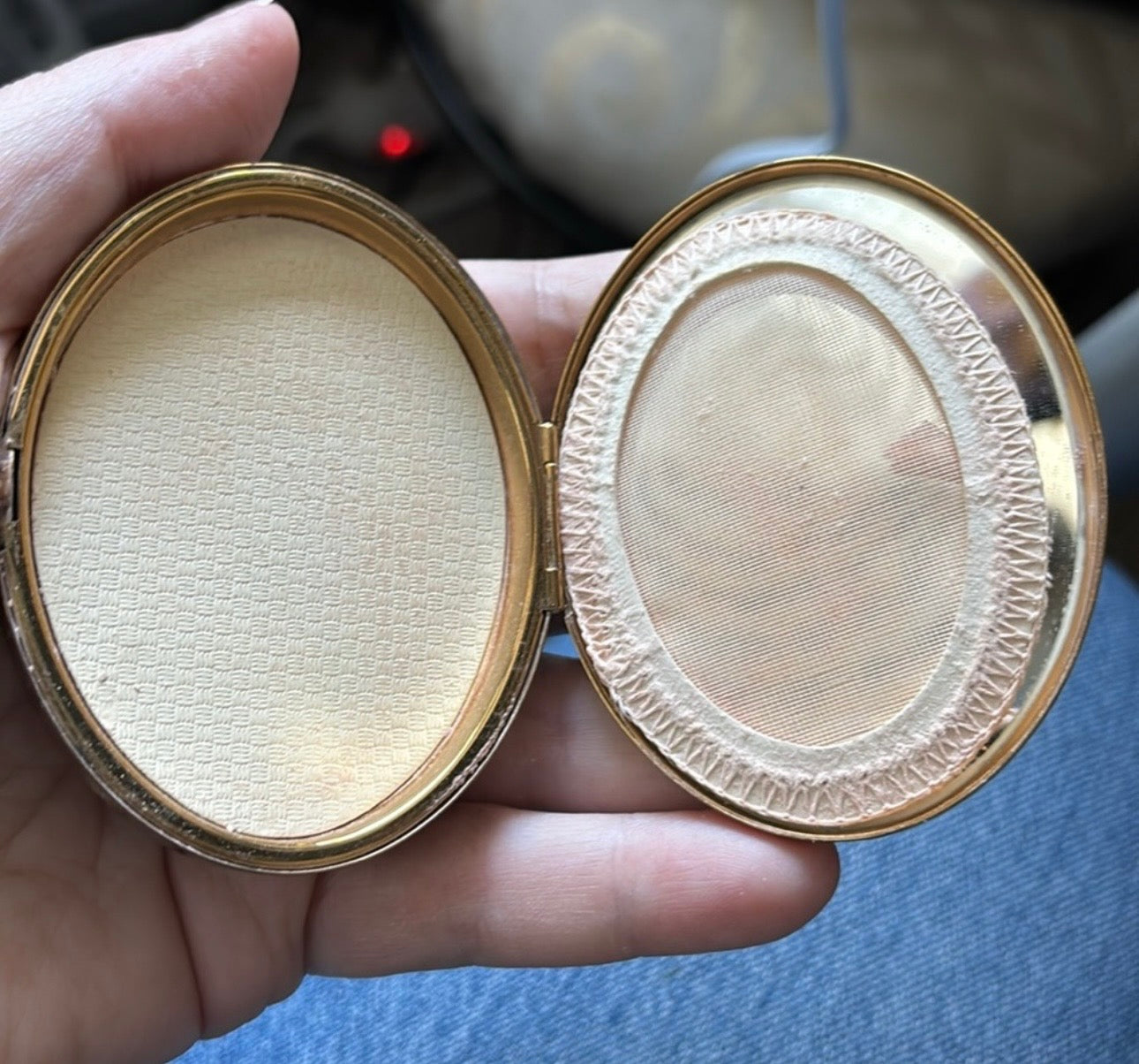 Vintage Gold Tone Jeweled Powder Compact