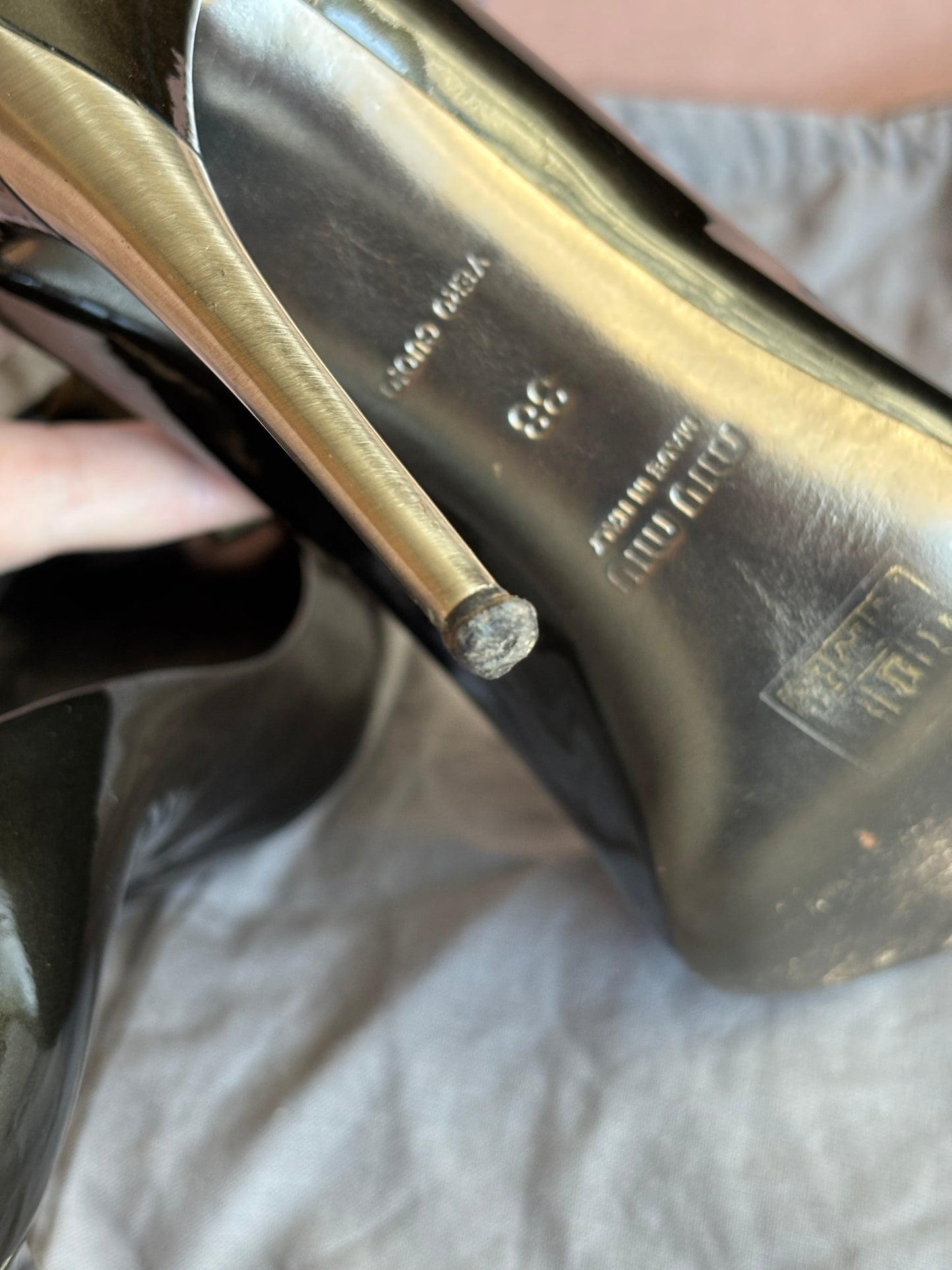 MIU MIU Patent Leather Pumps