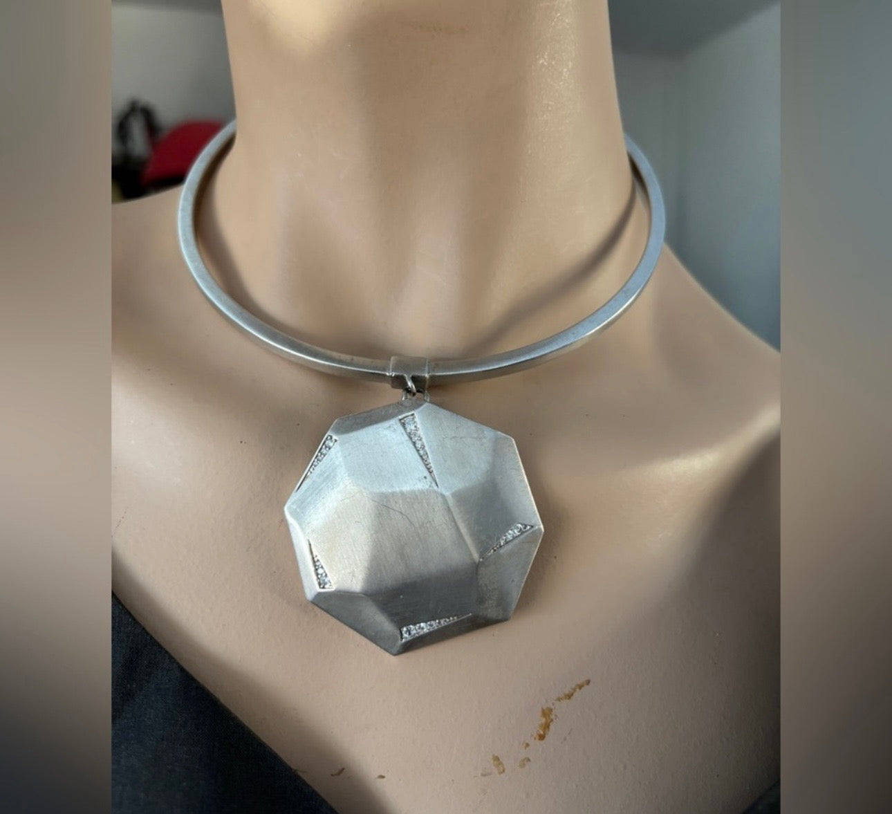 Kendra Scott Connor Neck Cuff (Retired)