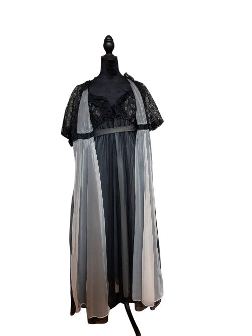 Vintage Radcliffe Super Sexy Nightgown and Robe