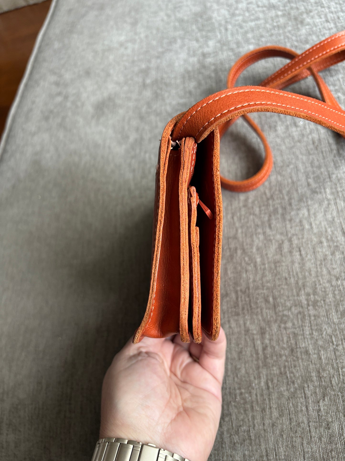 EUC Shinola Brown Leather Convertible Crossbody