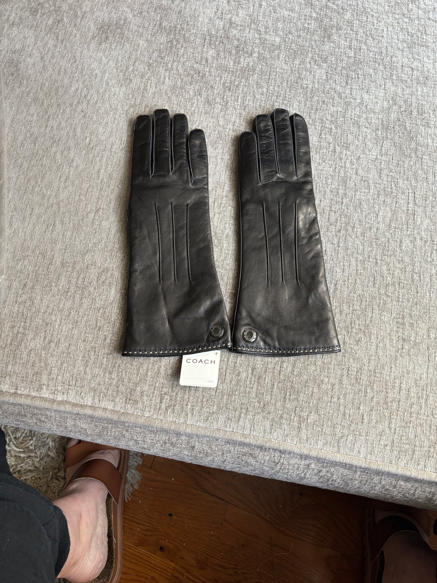 NWT Coach Nearly Vintage (made 2007-2010) Leather Gloves