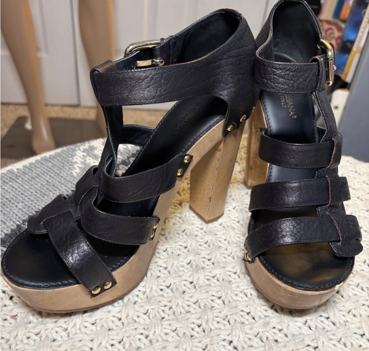 EUC Dolce & Gabbana Strappy Sandals