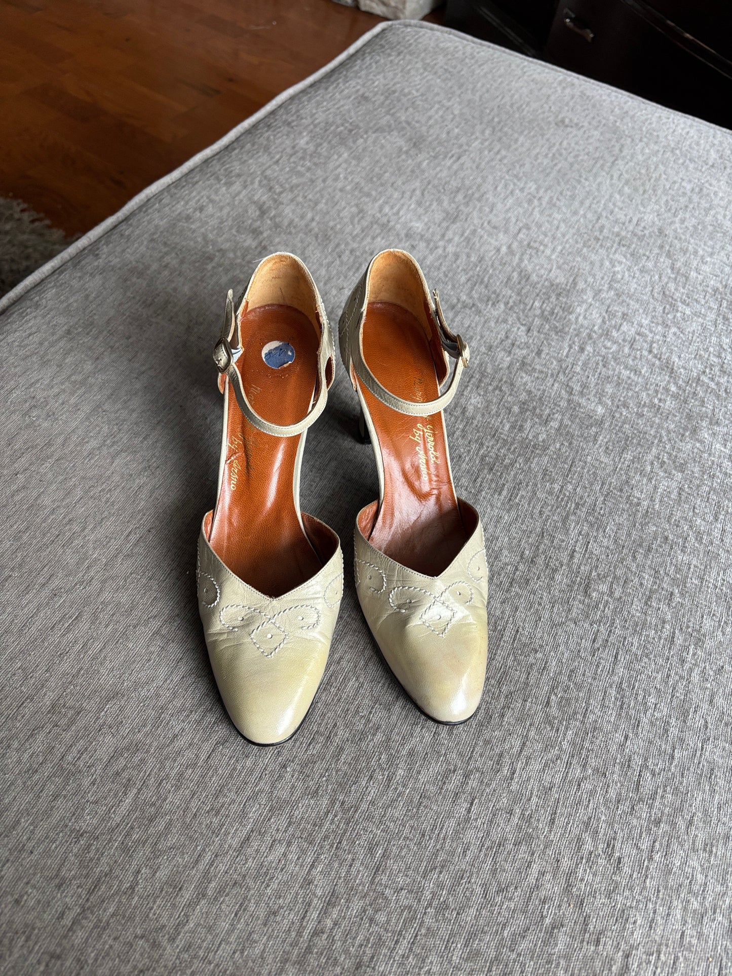 Vintage Margaret Jerrold by Arsko Heels