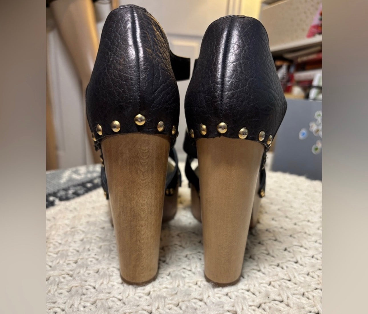 EUC Dolce & Gabbana Strappy Sandals