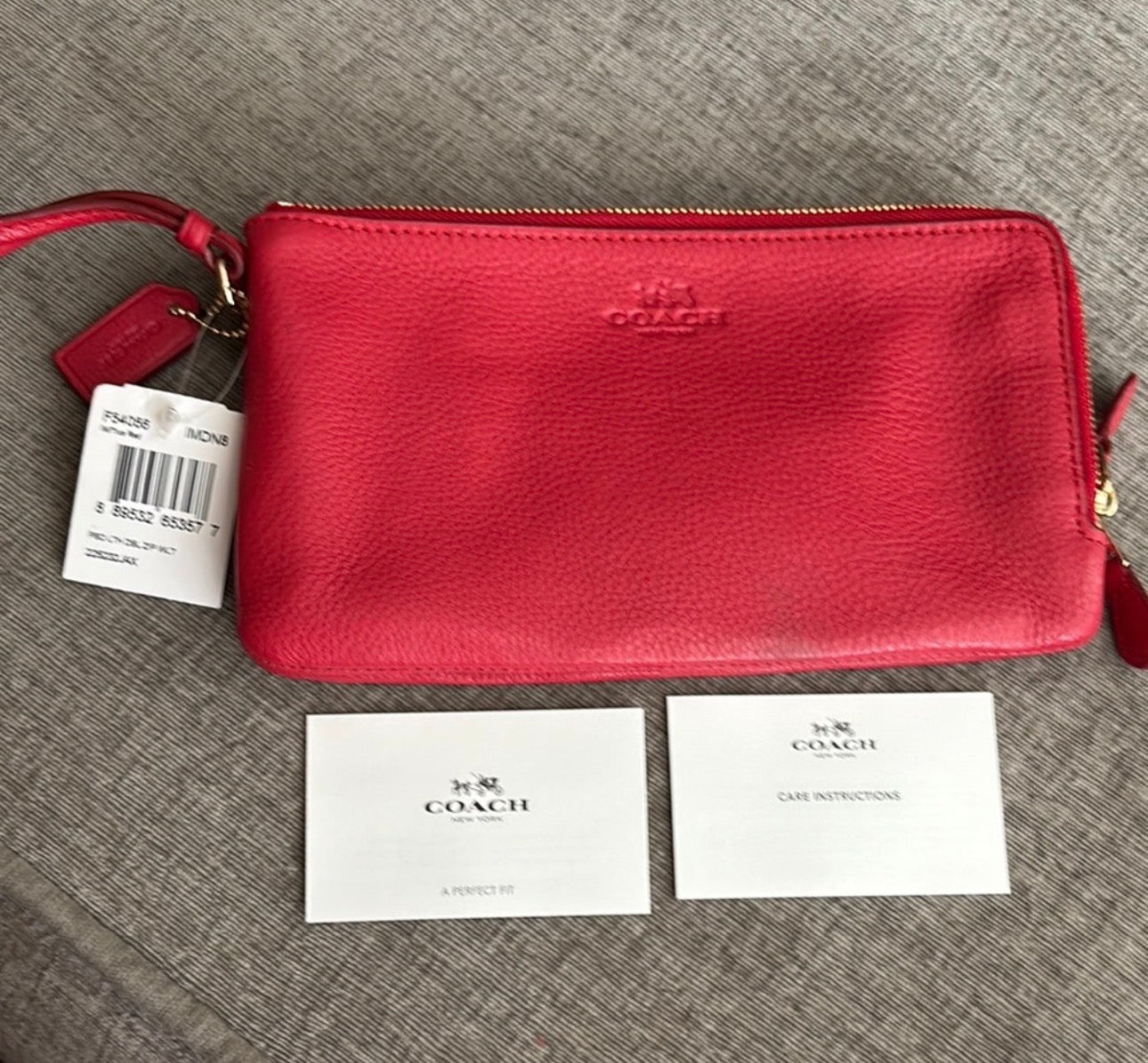 NWT Coach Pebbled Leather Double Zip Wallet