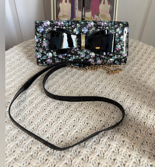 EUC Betsey Johnson Convertible Clutch