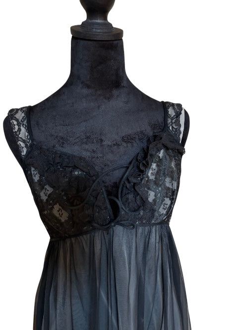 Vintage Radcliffe Super Sexy Nightgown and Robe