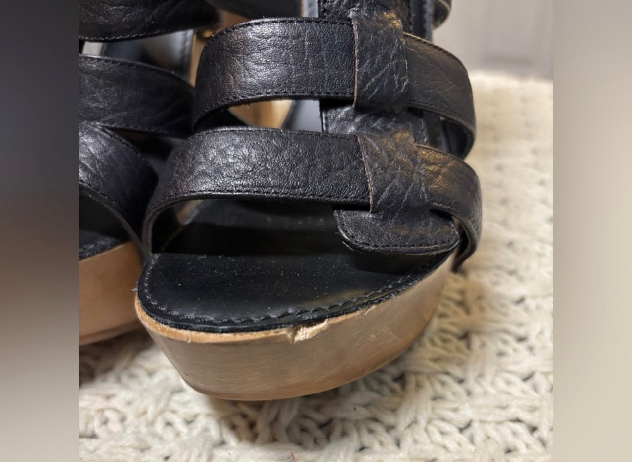 EUC Dolce & Gabbana Strappy Sandals
