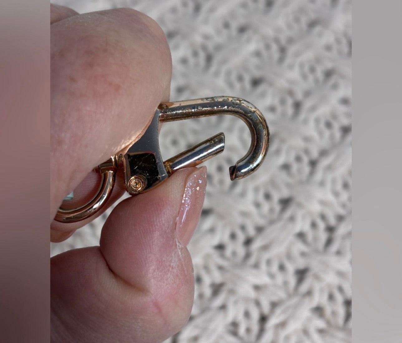 EUC Kelly Wynne Woven Wrist Strap