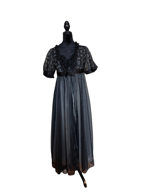 Vintage Radcliffe Super Sexy Nightgown and Robe