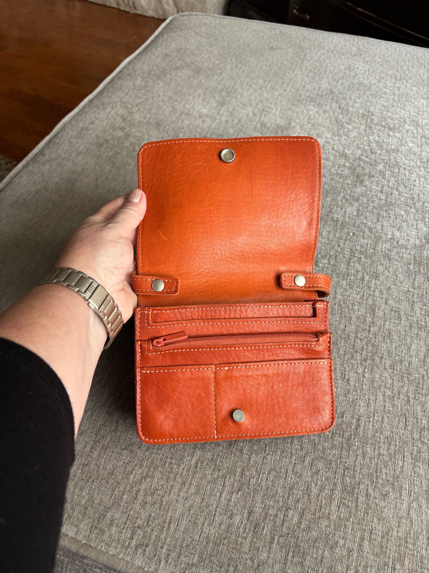 EUC Shinola Brown Leather Convertible Crossbody
