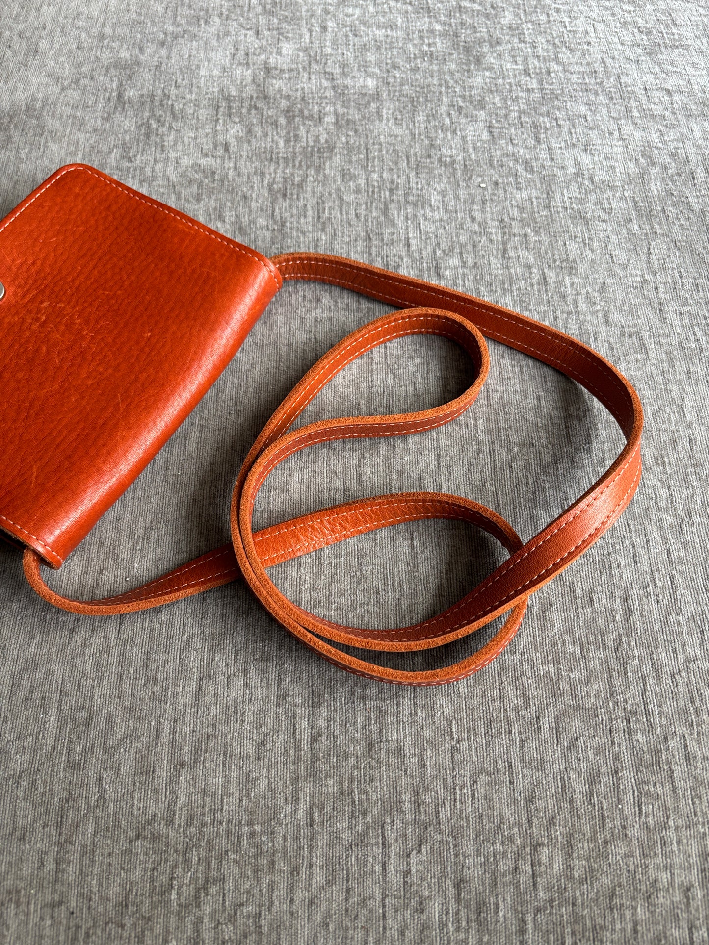 EUC Shinola Brown Leather Convertible Crossbody