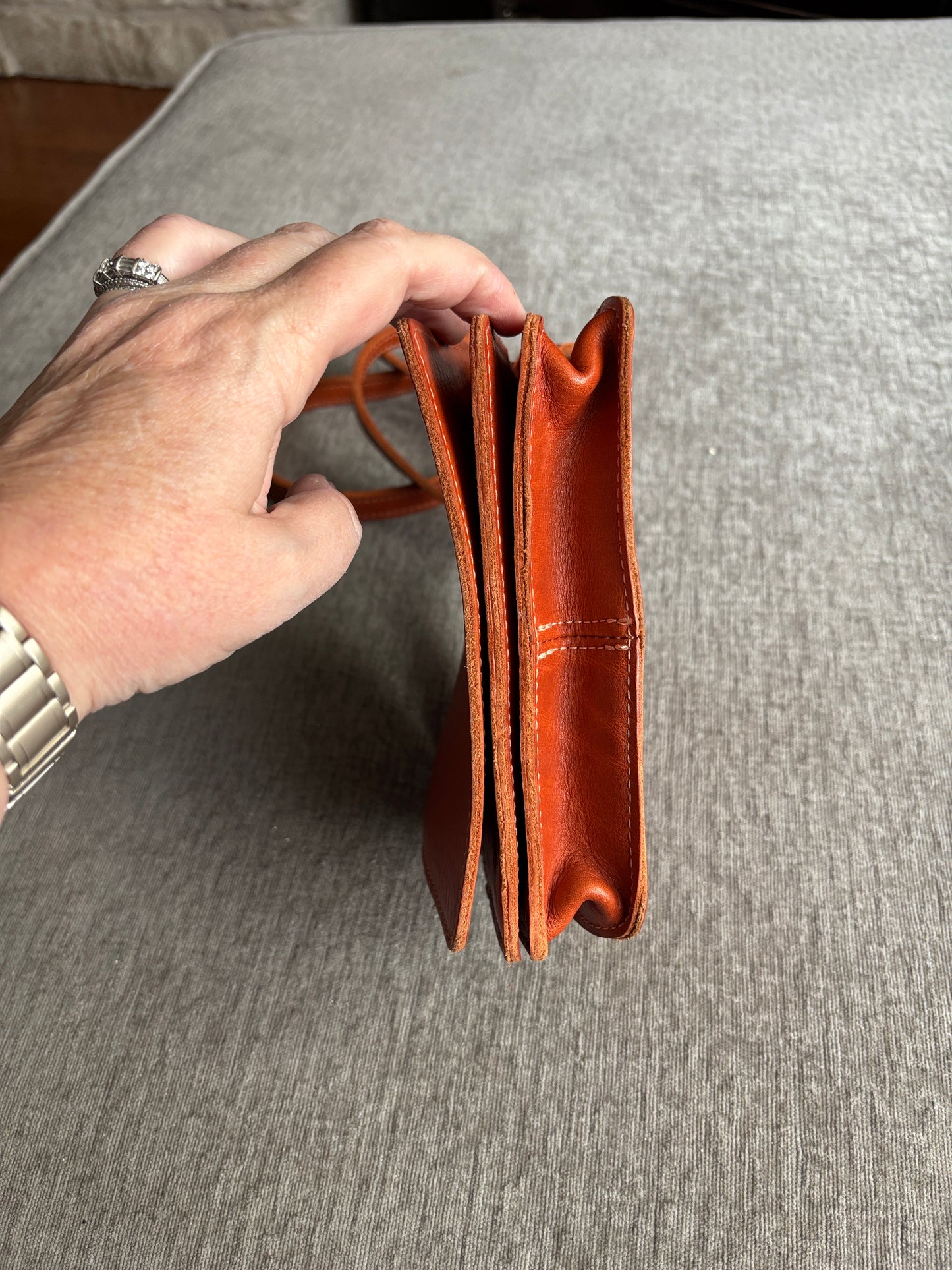 EUC Shinola Brown Leather Convertible Crossbody