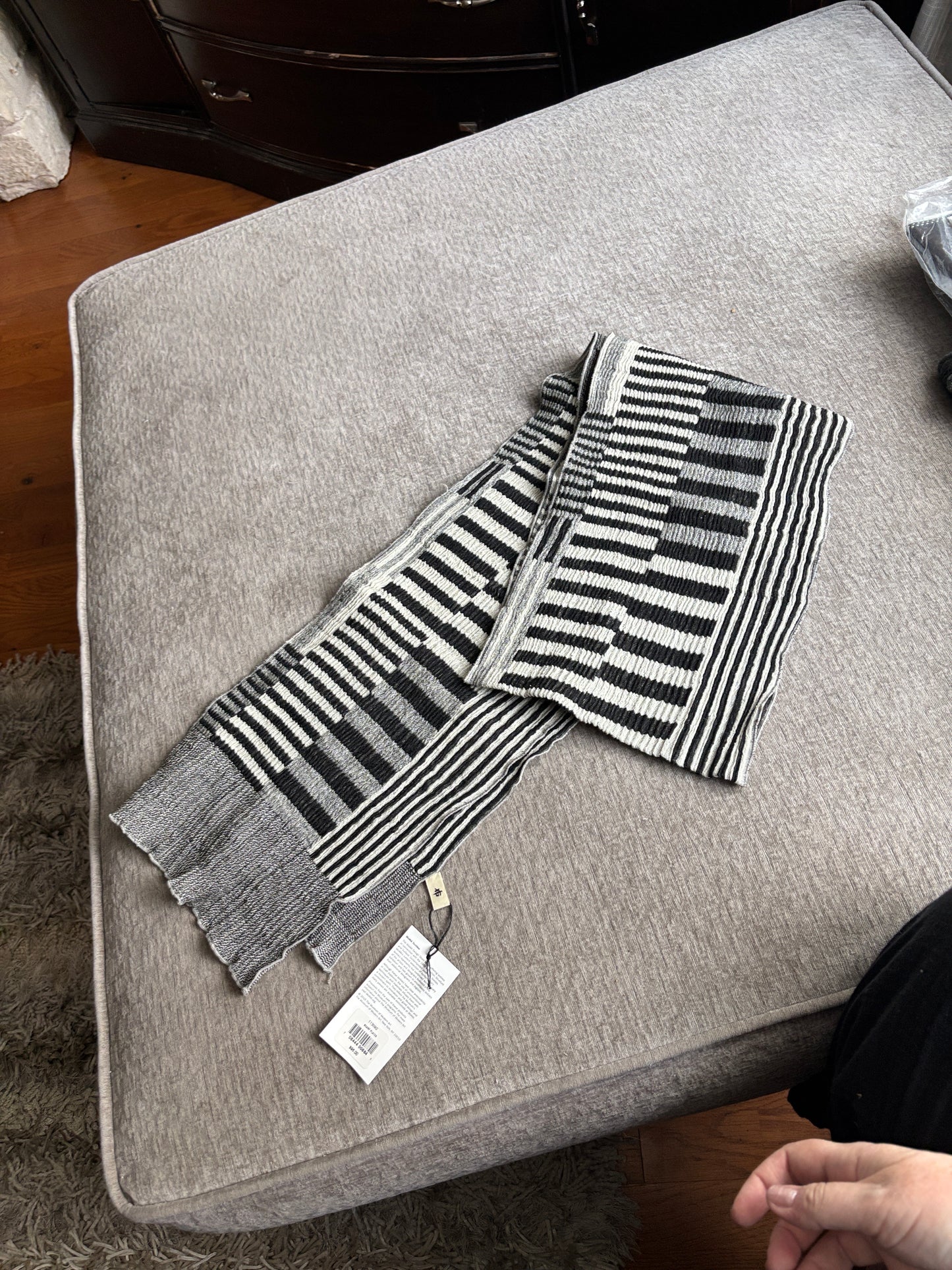 NWT NYC Museum of Modern Art Japanese Textile Scarf