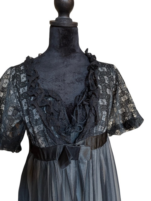Vintage Radcliffe Super Sexy Nightgown and Robe