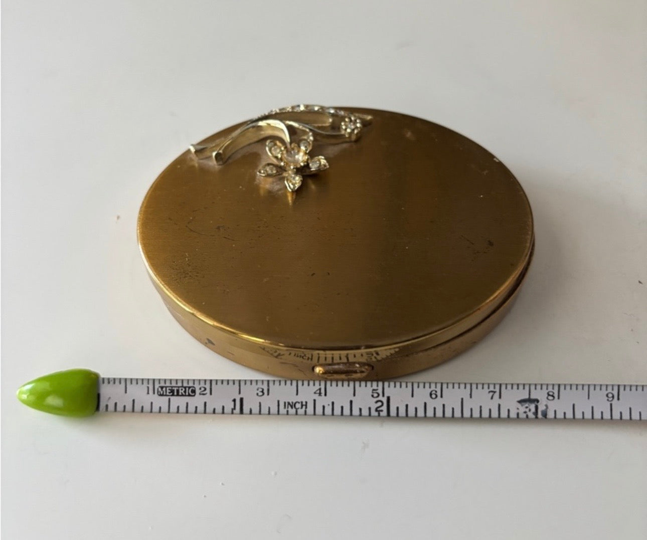 Vintage Gold Tone Jeweled Powder Compact