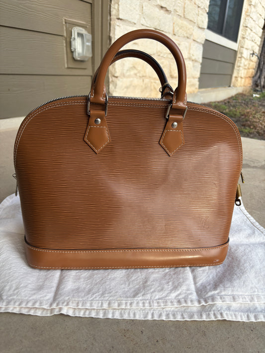 Louis Vuitton Alma Handbag in Tan Epi Leather