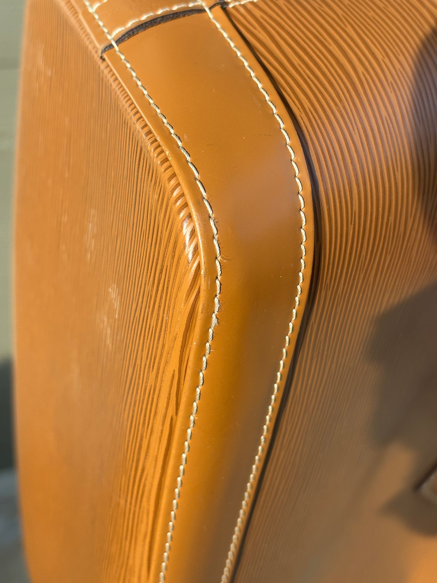 Louis Vuitton Alma Handbag in Tan Epi Leather
