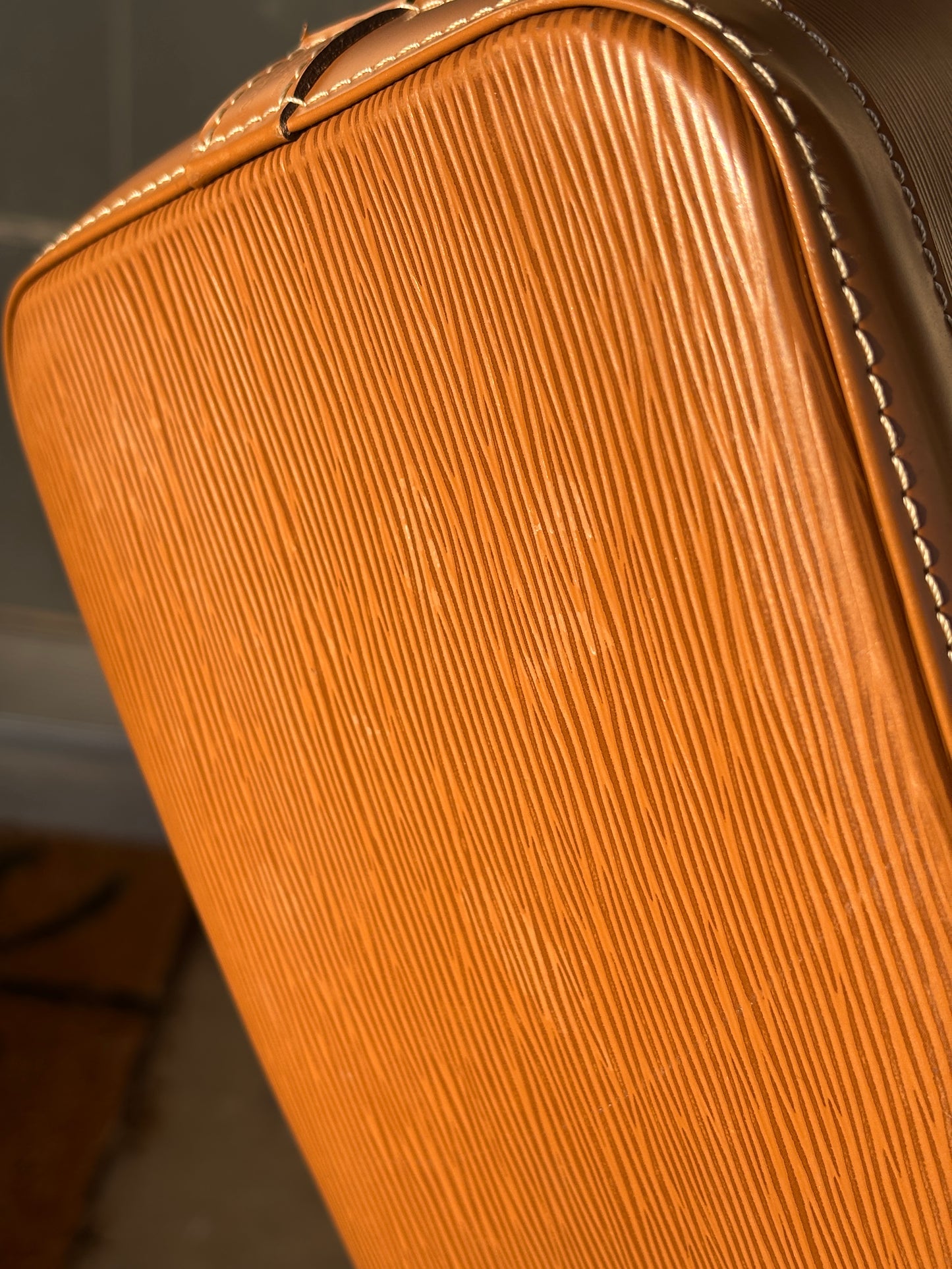Louis Vuitton Alma Handbag in Tan Epi Leather