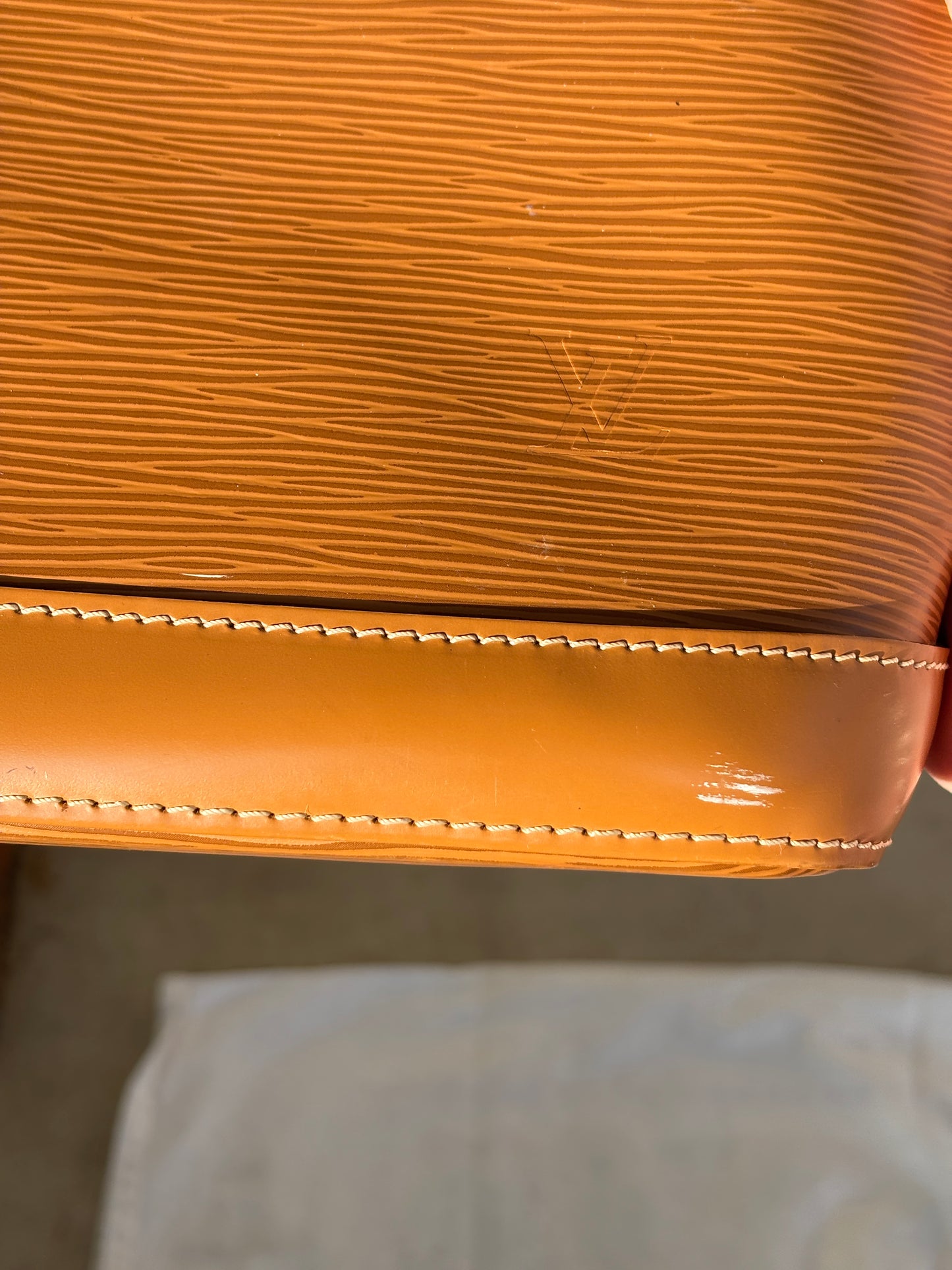 Louis Vuitton Alma Handbag in Tan Epi Leather