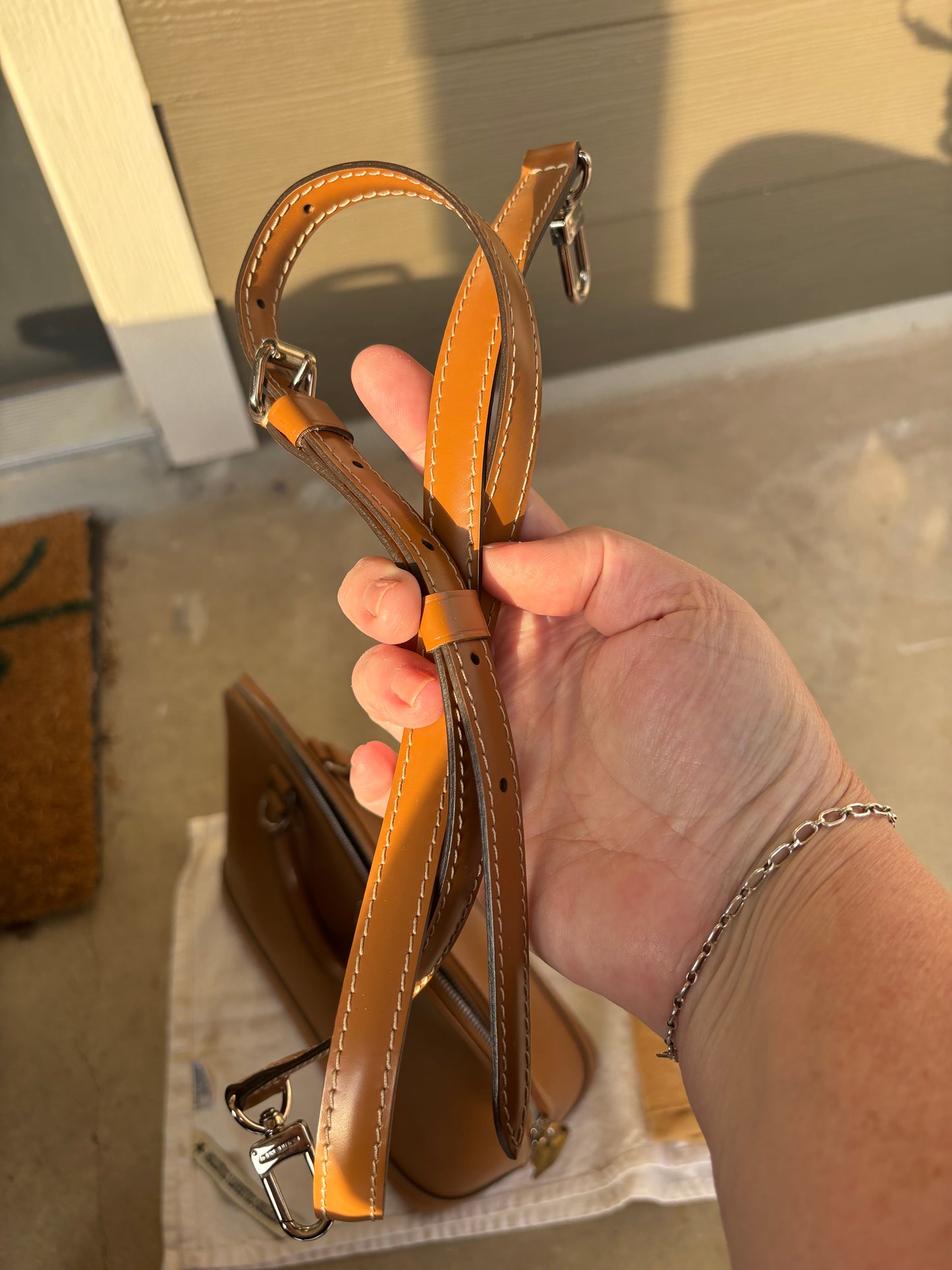 Louis Vuitton Alma Handbag in Tan Epi Leather